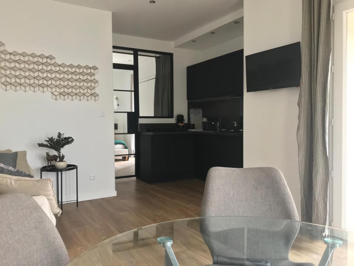 Home Sweet Home 2 Pieces 42 M2 Chambre, Salon, Cuisine, Grande Terrasse, Parking Proche Centre Ville Et Mer Bastia  Luaran gambar