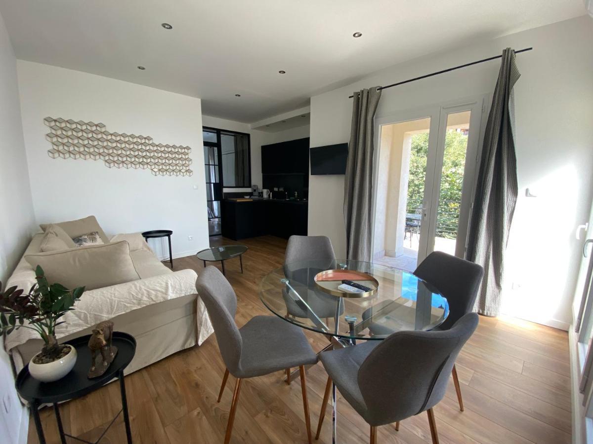 Home Sweet Home 2 Pieces 42 M2 Chambre, Salon, Cuisine, Grande Terrasse, Parking Proche Centre Ville Et Mer Bastia  Luaran gambar